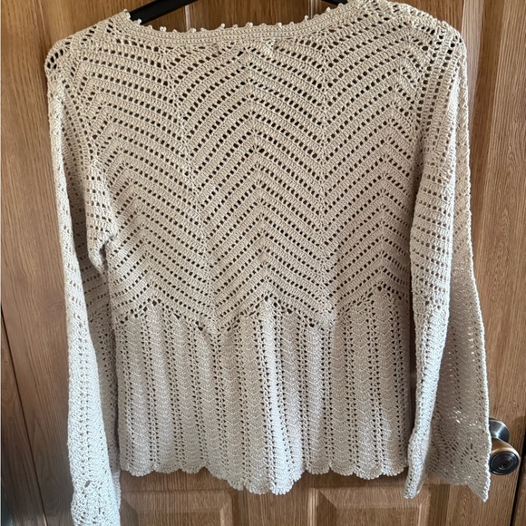 The Pyramid Collection Beige Knit Top - Picture 3 of 6